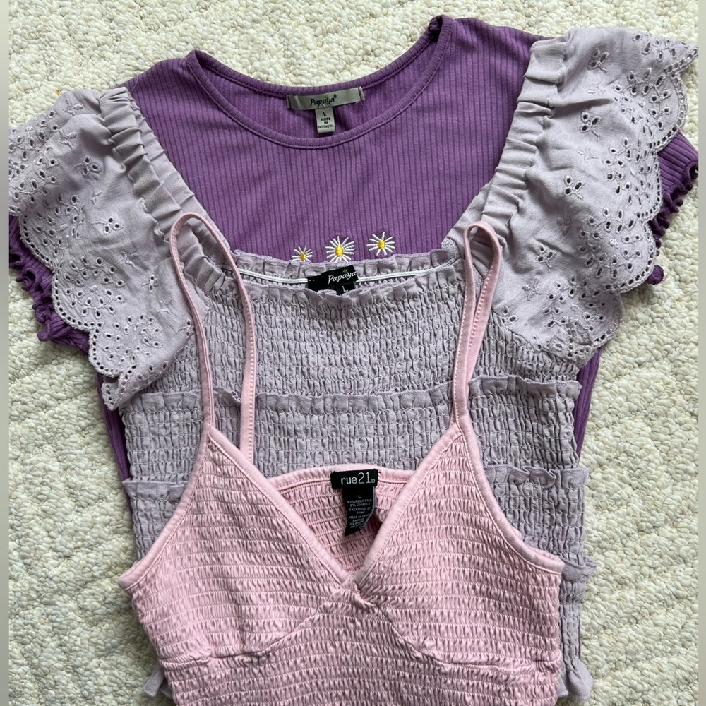 (3) Juniors Tops~
Rue 21 Top~